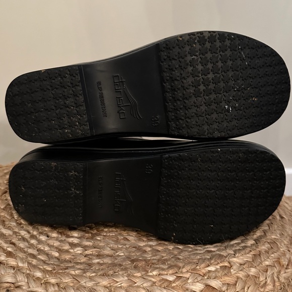 Dansko Women's Black Leather Vail Rain Boot SZ 39 US 8.5-9 - Picture 6 of 8